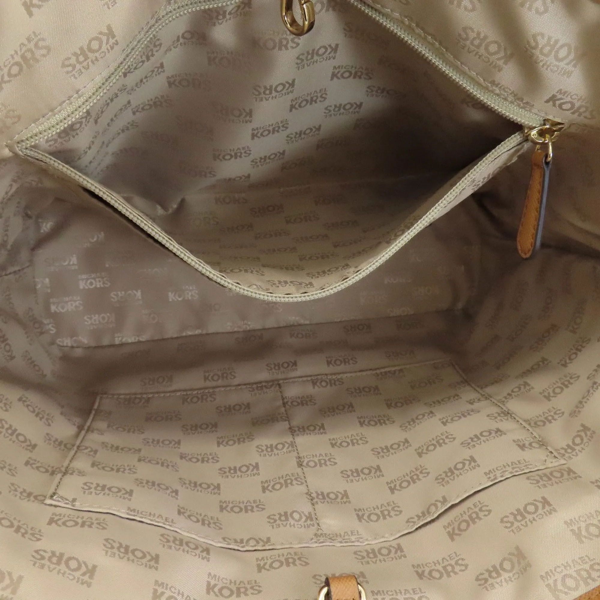 Michael Kors Jet Set Canvas Tote Bag (Pre-Owned)