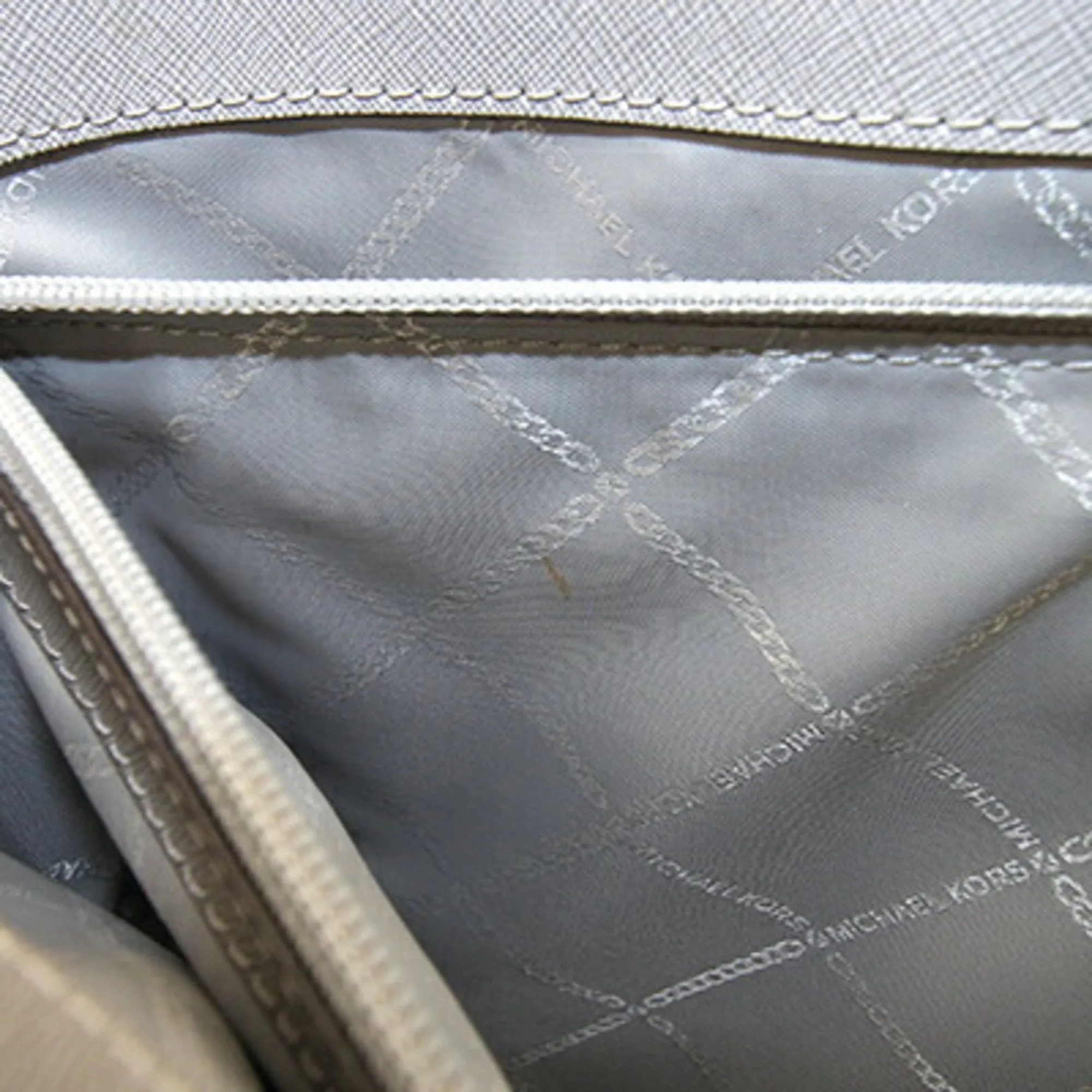 Michael Kors Leather Tote Bag (Pre-Owned)