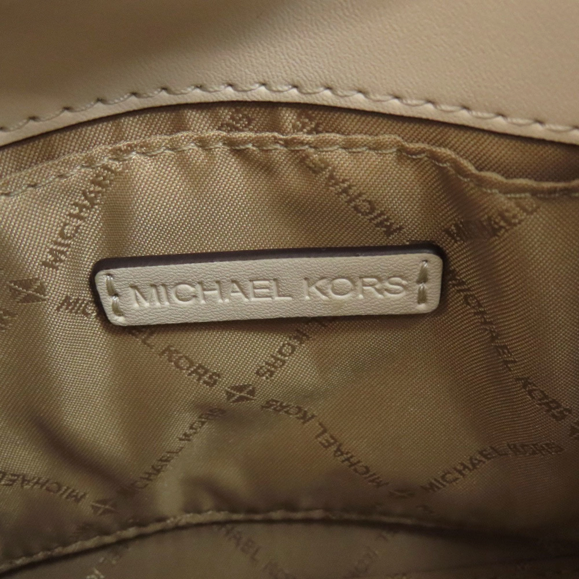Michael Kors Leather Handbag (Pre-Owned)