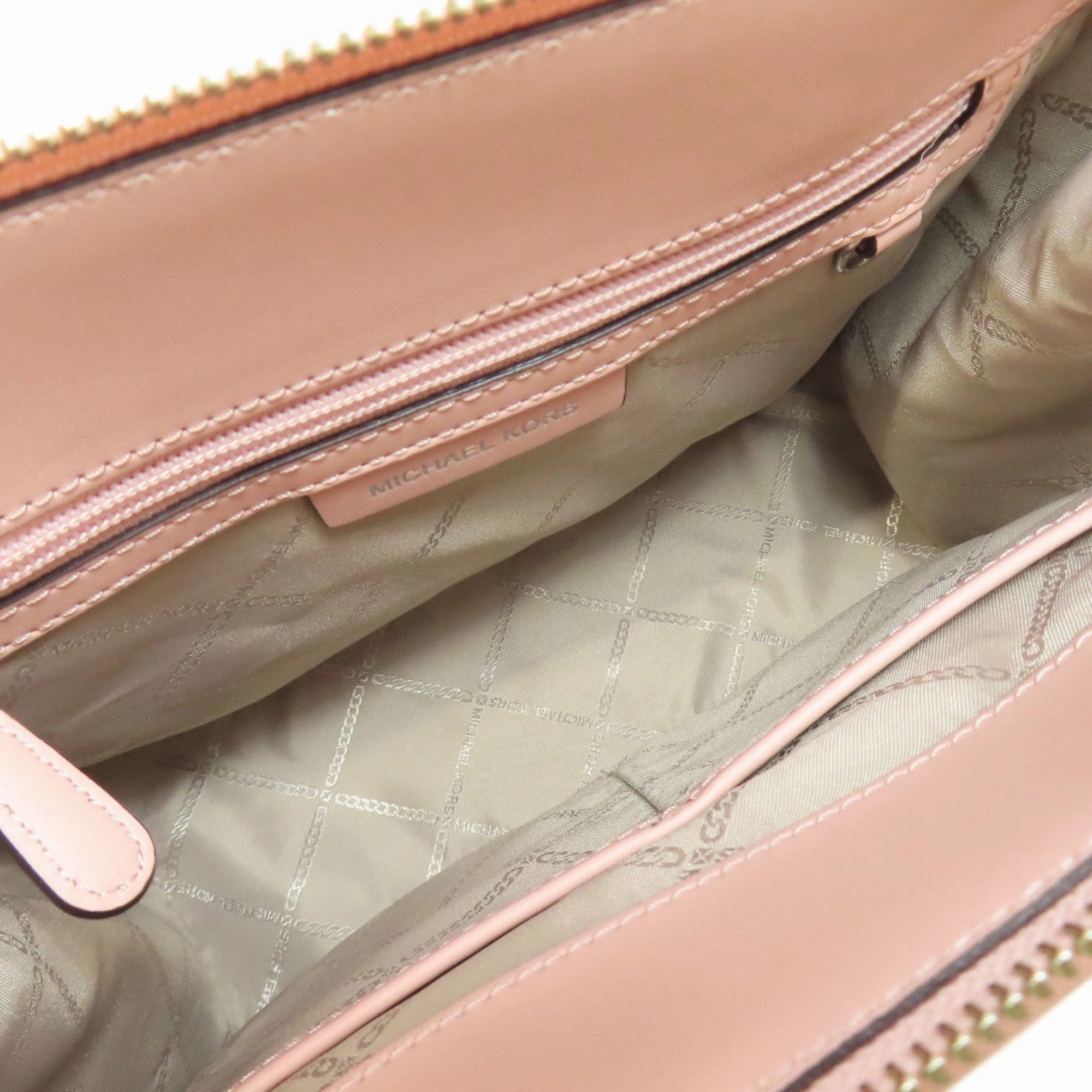 Michael Kors  Leather Handbag (Pre-Owned)