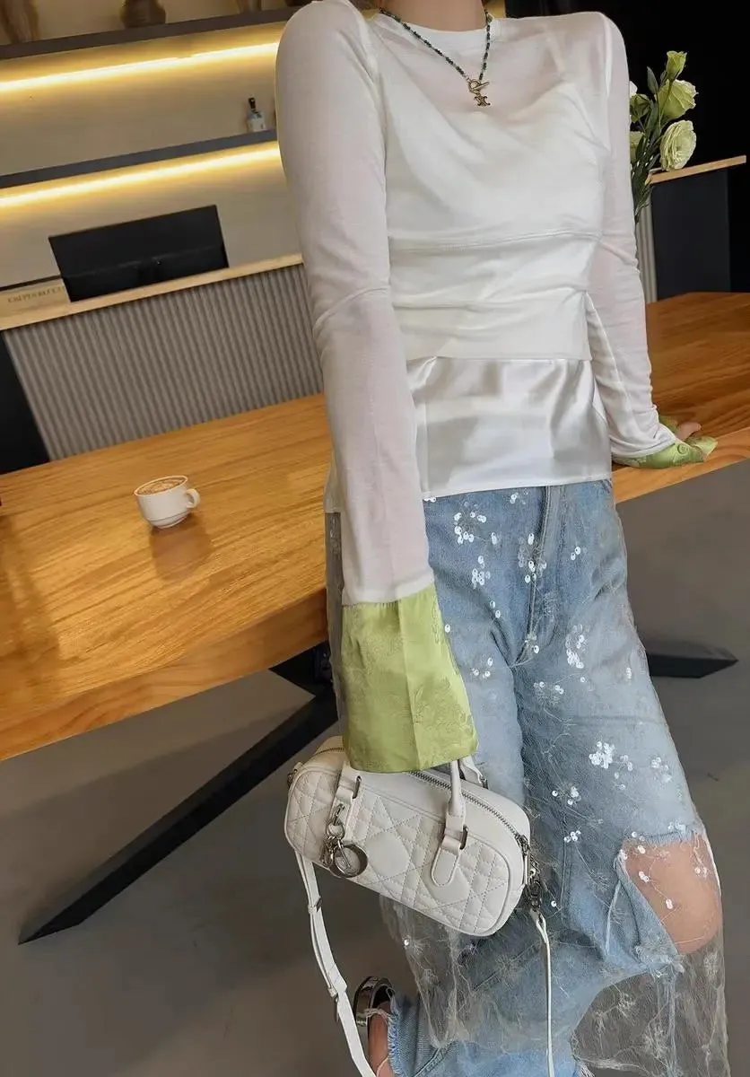 MIU MIU Trendy Leather Crossbody Bag 1037