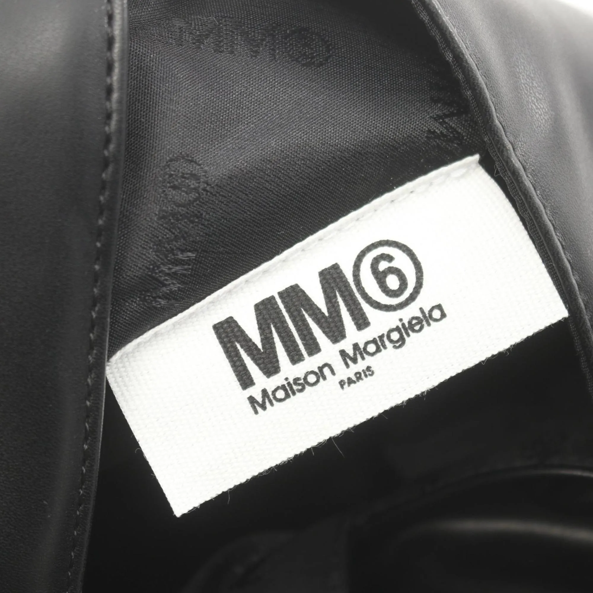 Mm6 Maison Margiela  Faux Fur Leather Tote Bag (Pre-Owned)
