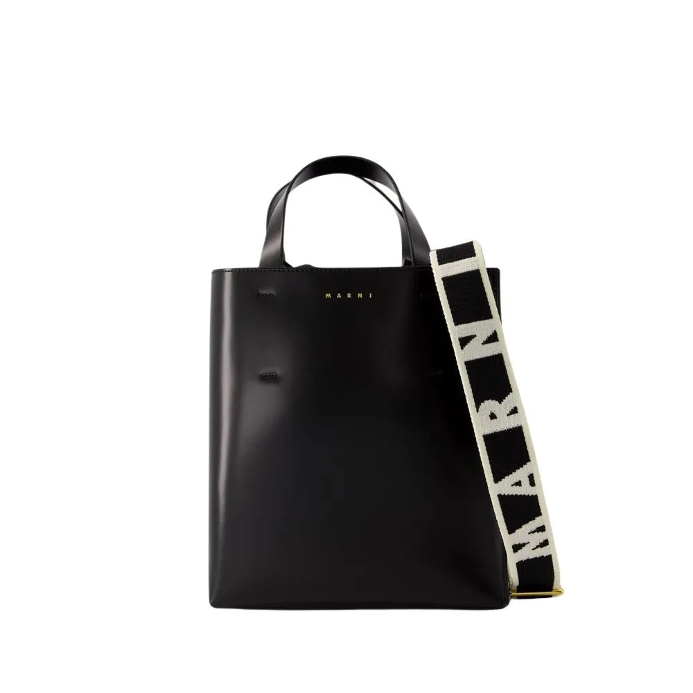 Museo Small Crossbody - Leather - Black