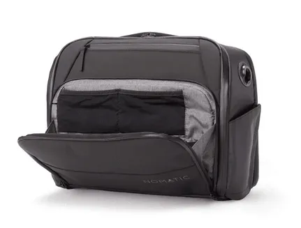Nomatic Messenger Bag
