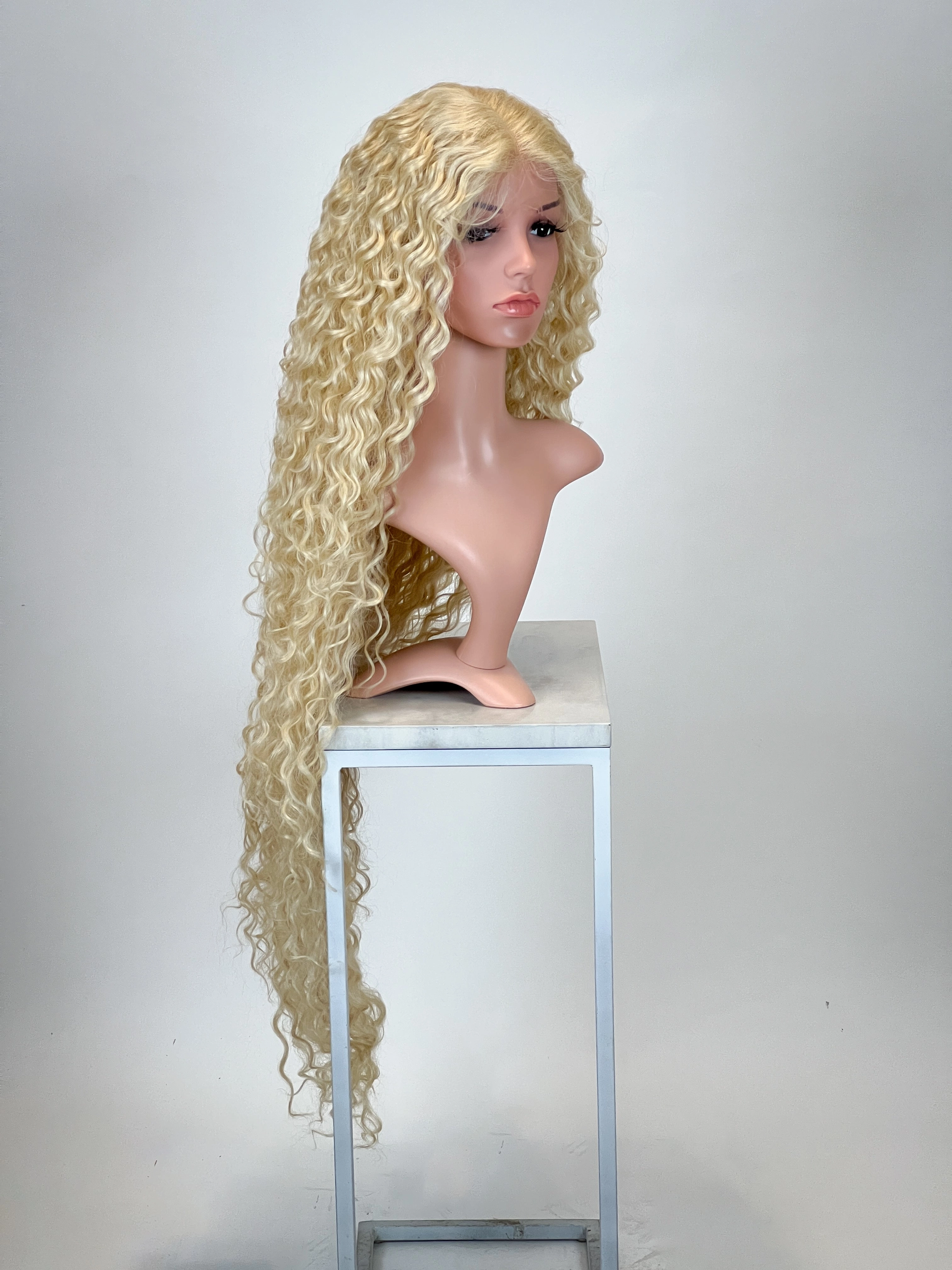 Penelope Bleach Blonde - Natural Series