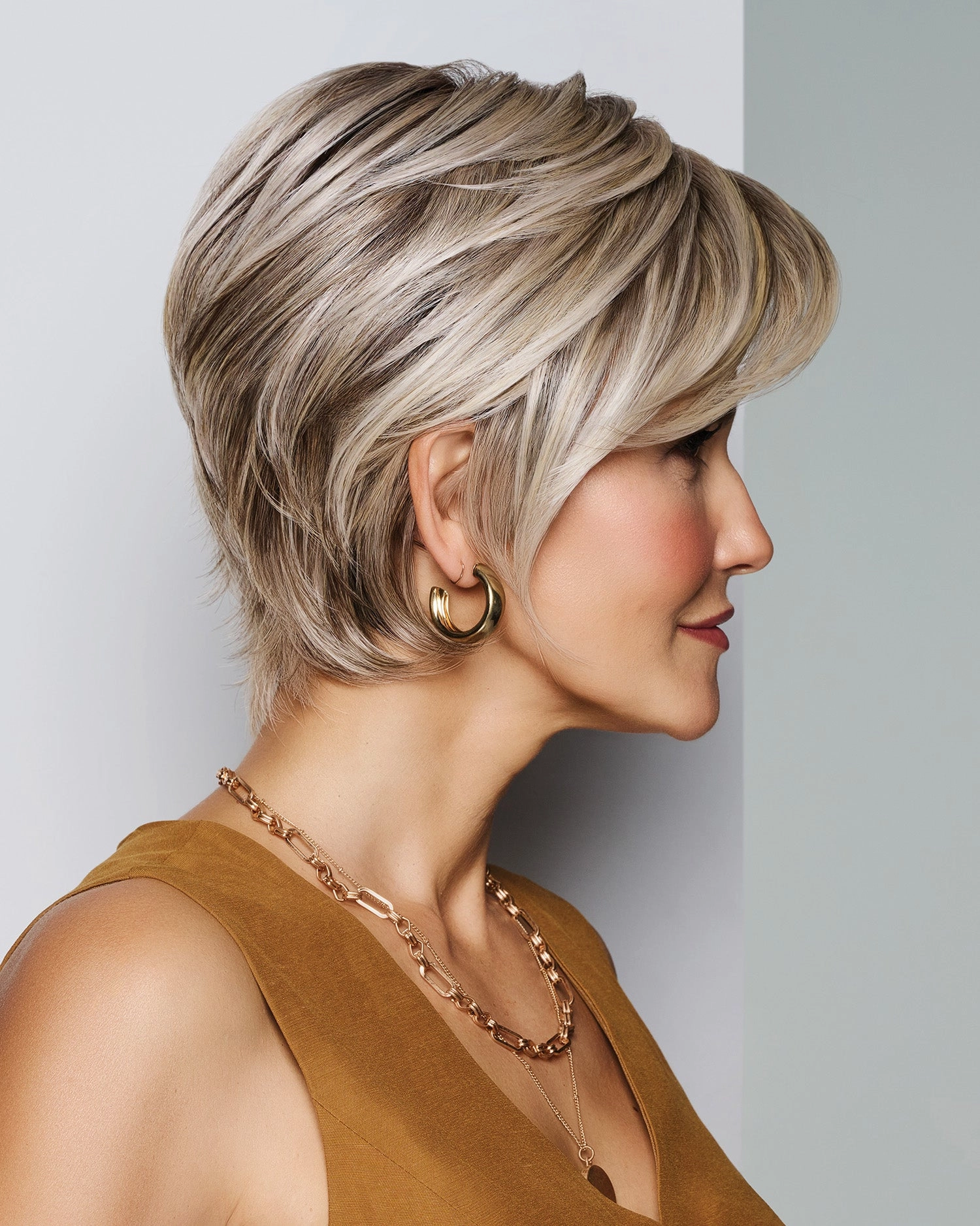 Posh Premiere Wig by Raquel Welch | Synthetic Lace Front Wig (Hand-Tied)