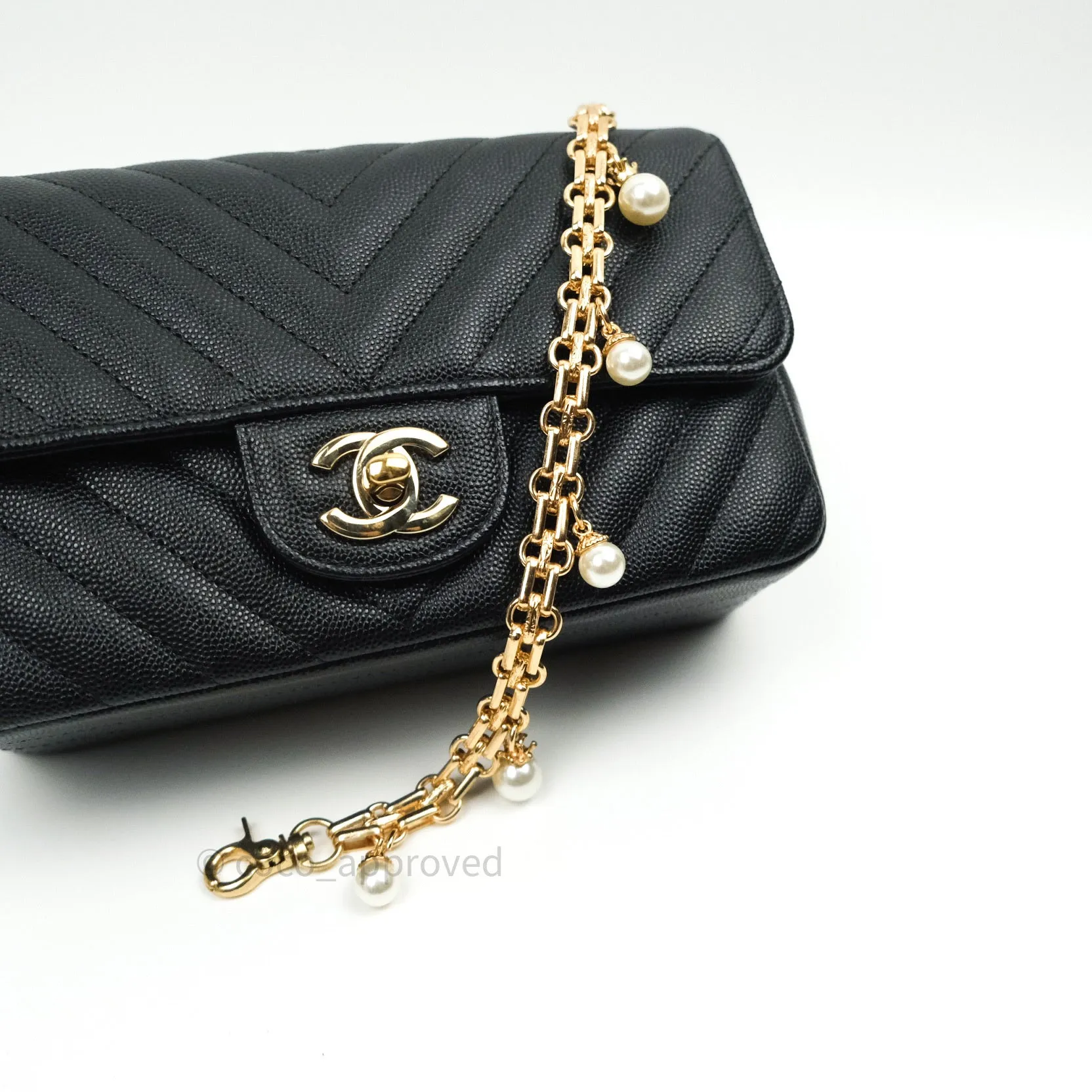 Reissue Chain with Charms (Gold)