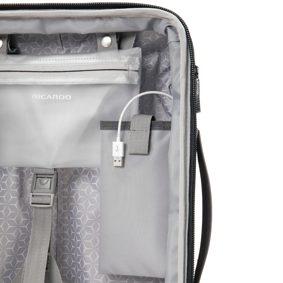Ricardo Beverly Hills Mojave Expandable Luggage Spinner