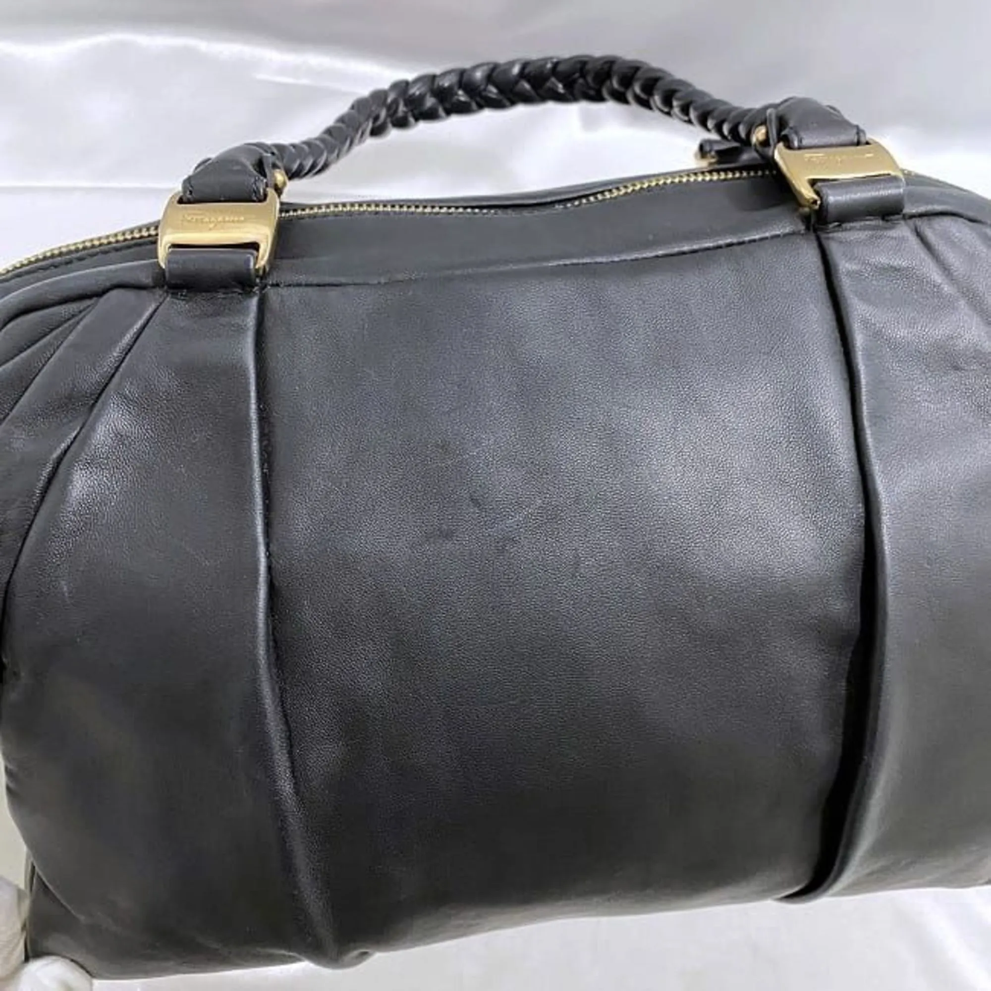 Salvatore Ferragamo Vara Leather Tote Bag (Pre-Owned)