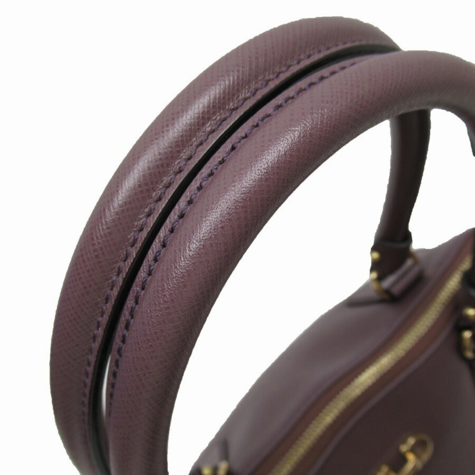 Salvatore Ferragamo Gancini  Leather Handbag (Pre-Owned)