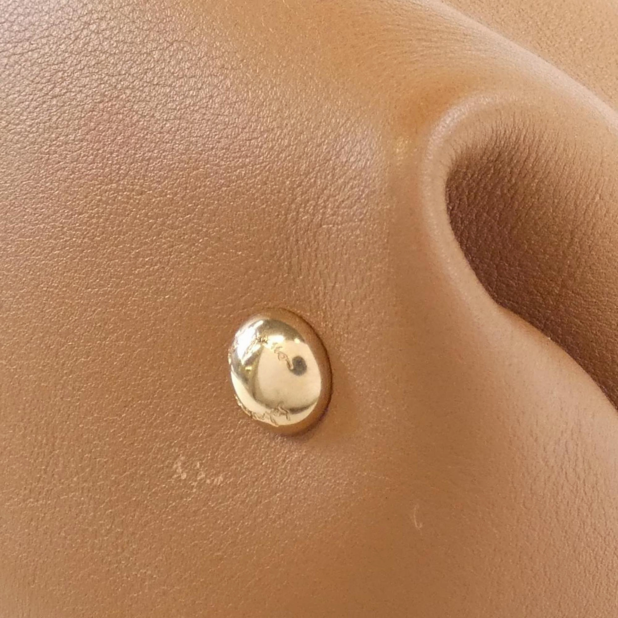Salvatore Ferragamo Leather Handbag (Pre-Owned)