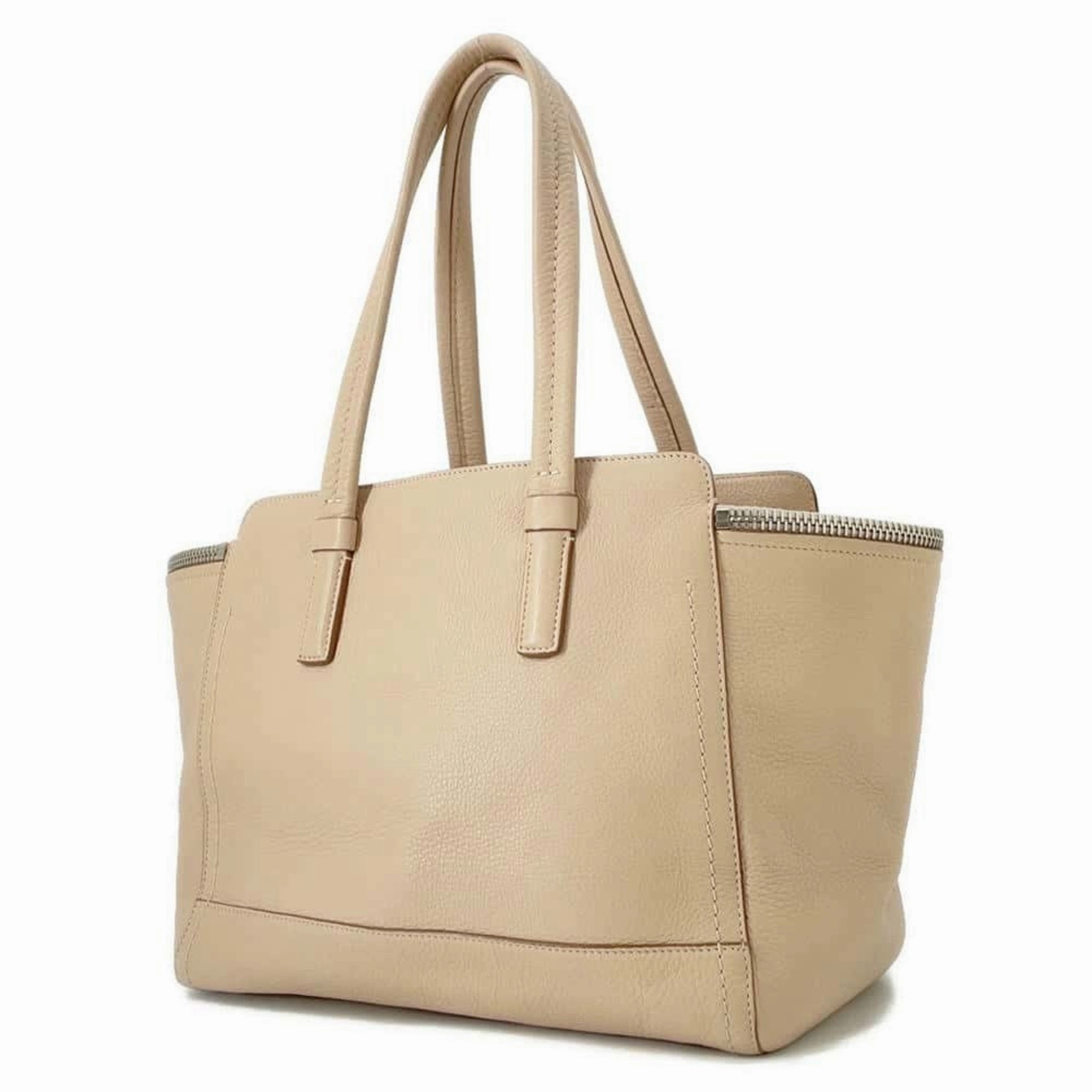 Salvatore Ferragamo Leather Handbag (Pre-Owned)