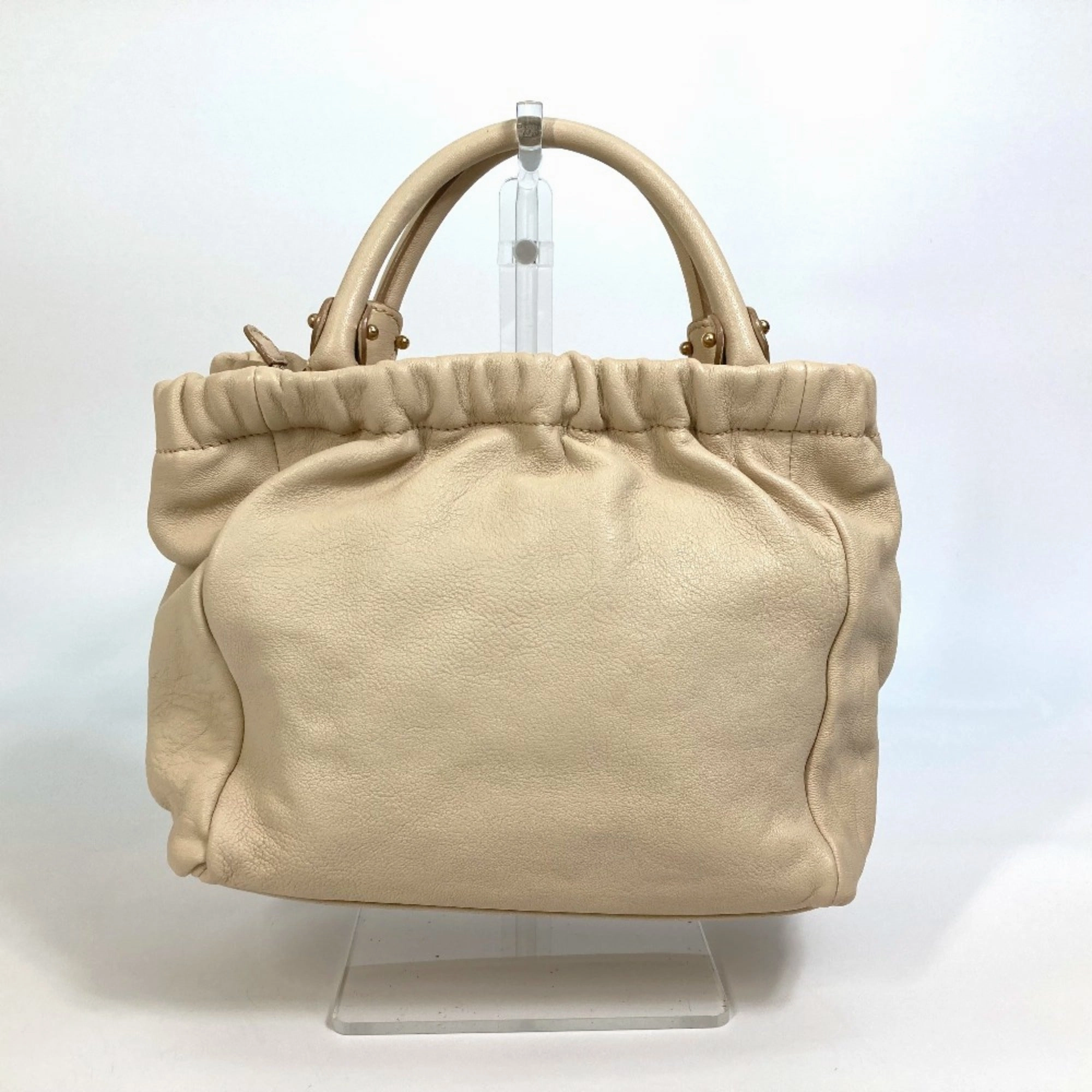 Salvatore Ferragamo  Leather Handbag (Pre-Owned)