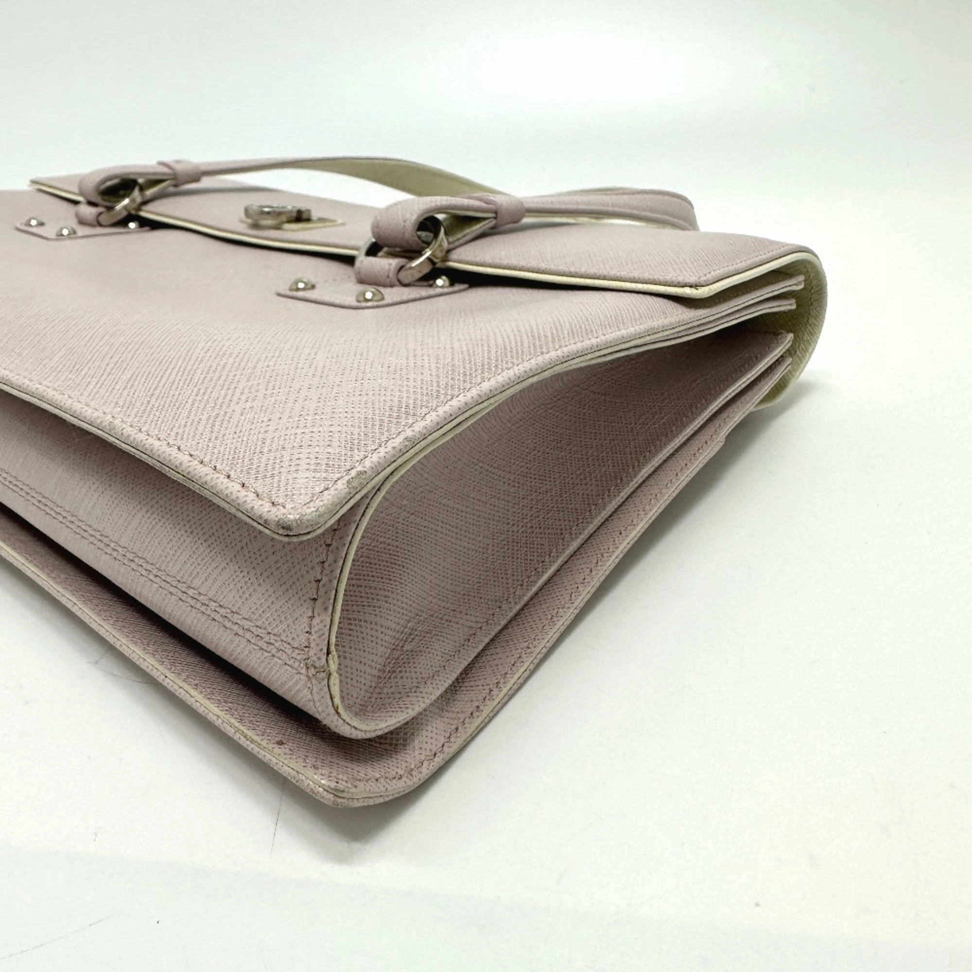 Salvatore Ferragamo  Leather Handbag (Pre-Owned)