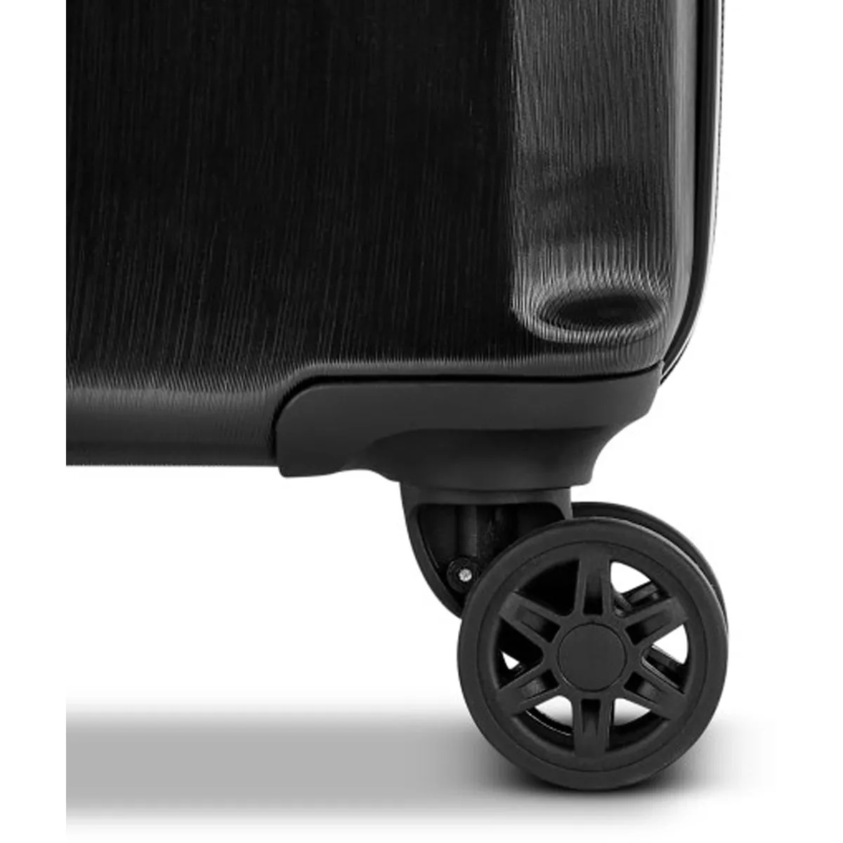 Samsonite Alliance SE Carry On Spinner