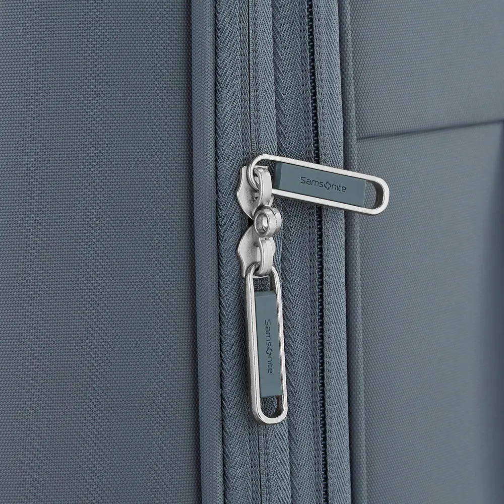 Samsonite Elevation Softside Large Expandable Spinner