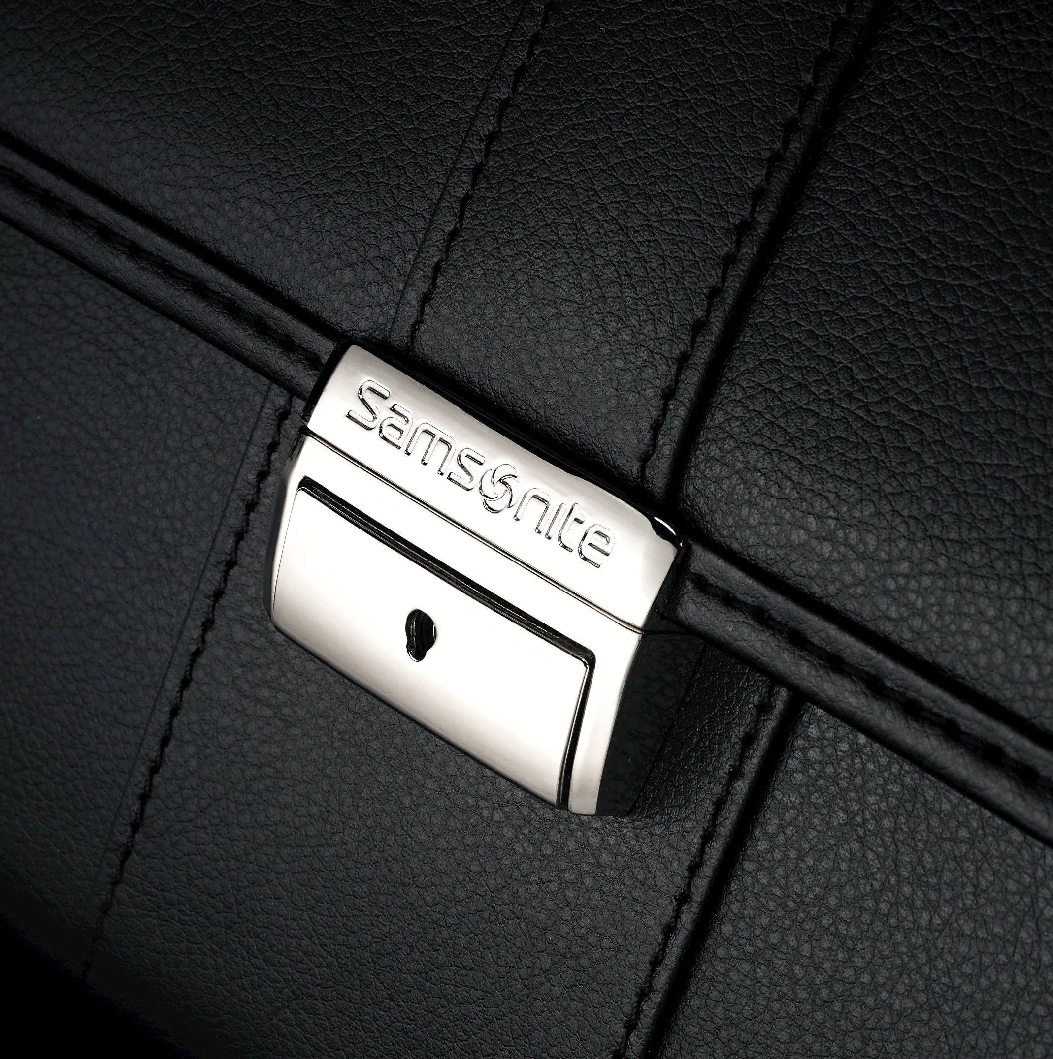Samsonite Leather Flapover Briefcase 16.5