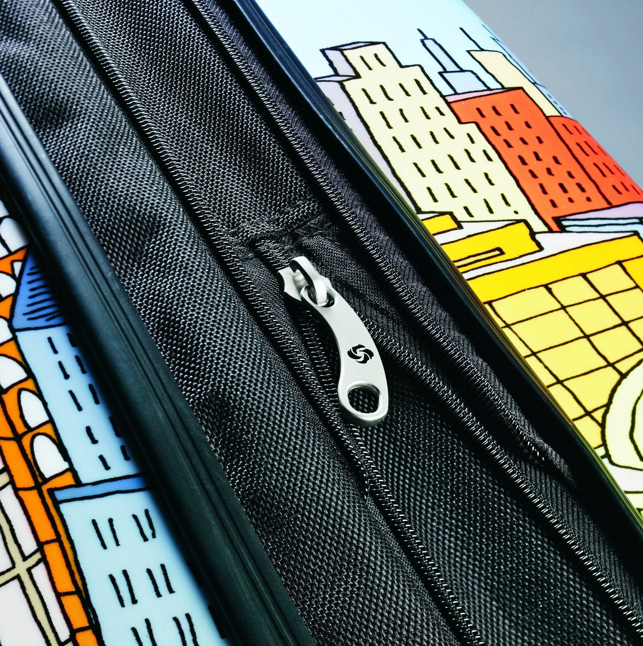 Samsonite NYC Cityscapes Spinner 28