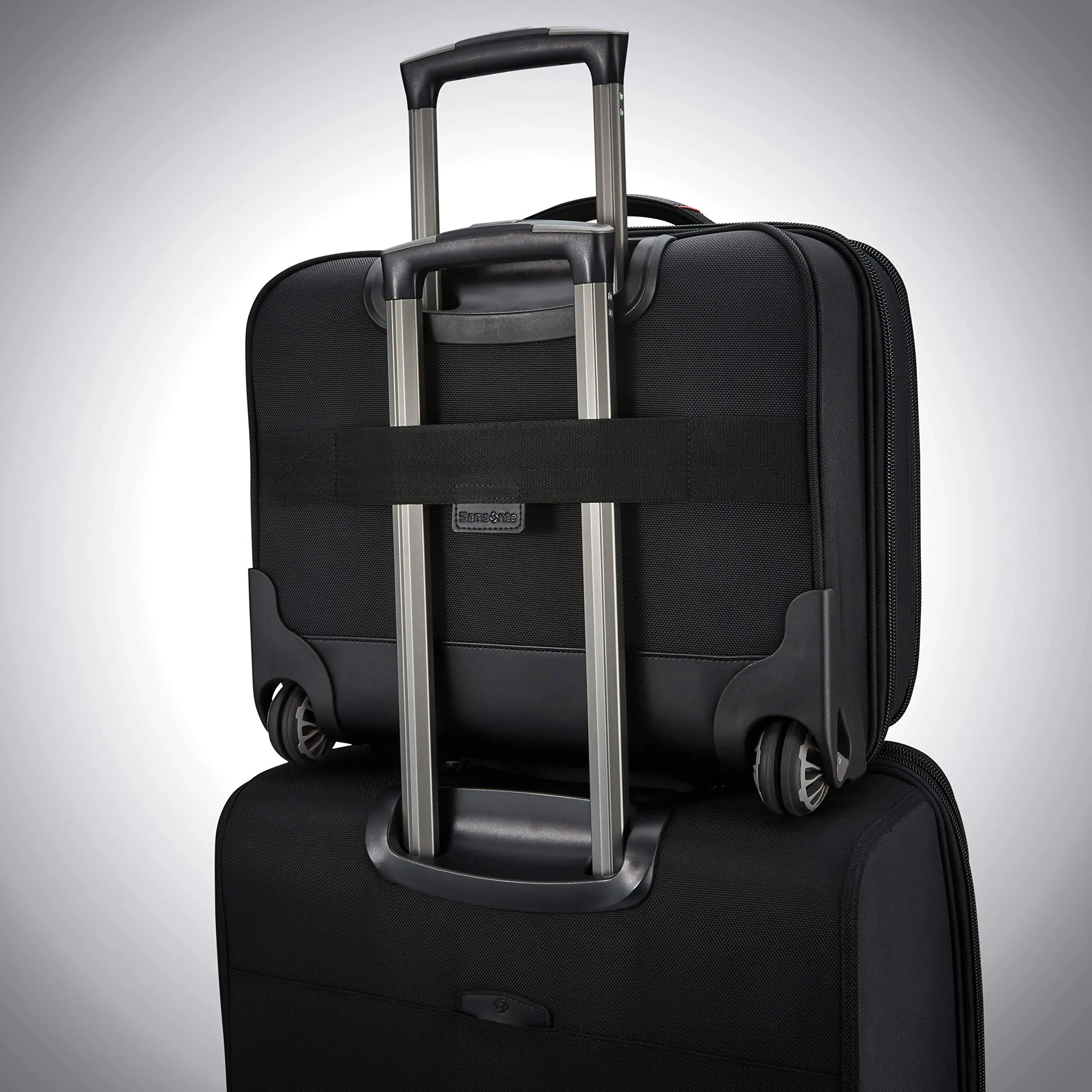 Samsonite PRO Upright Mobile Office