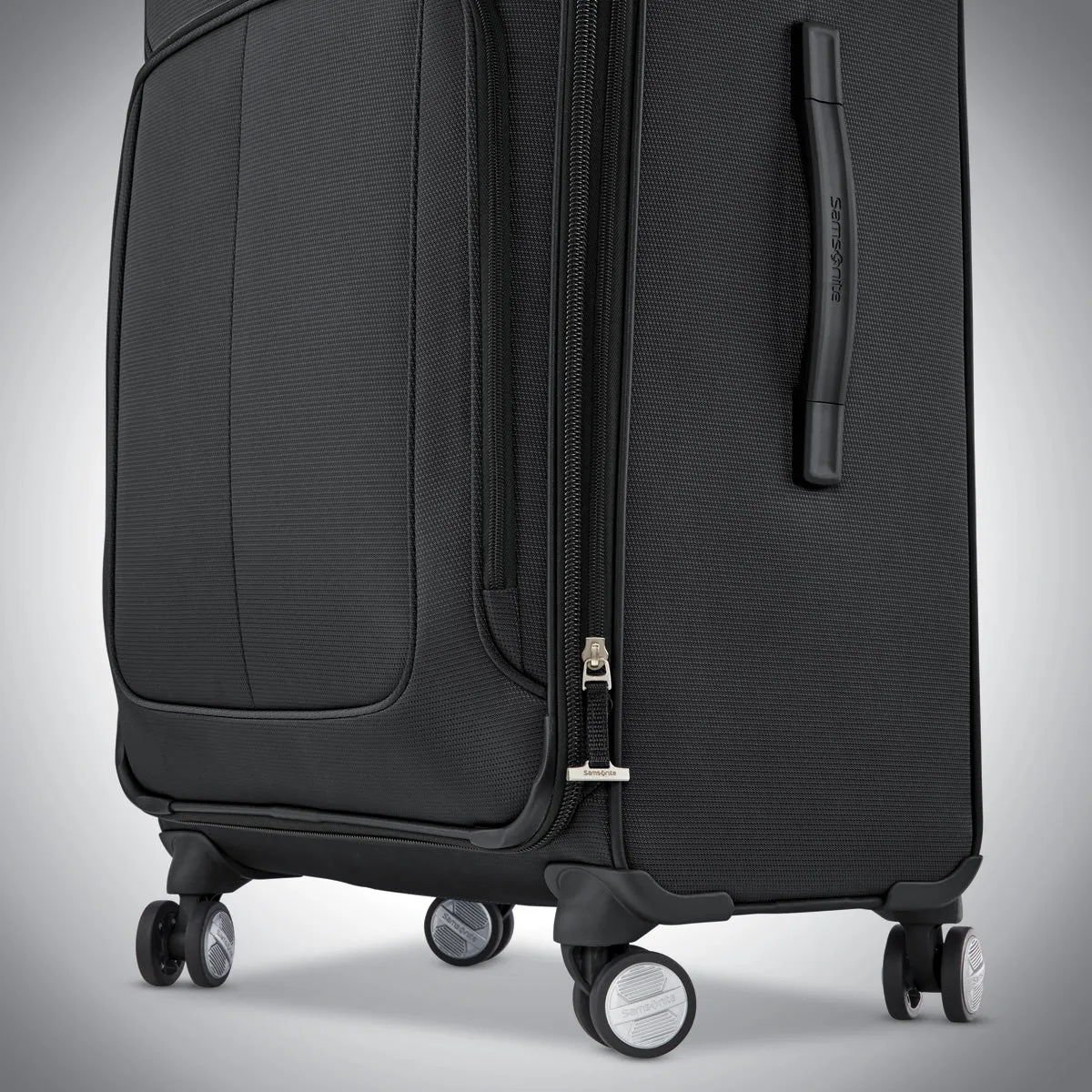 Samsonite Solyte DLX Carry On Expandable Spinner