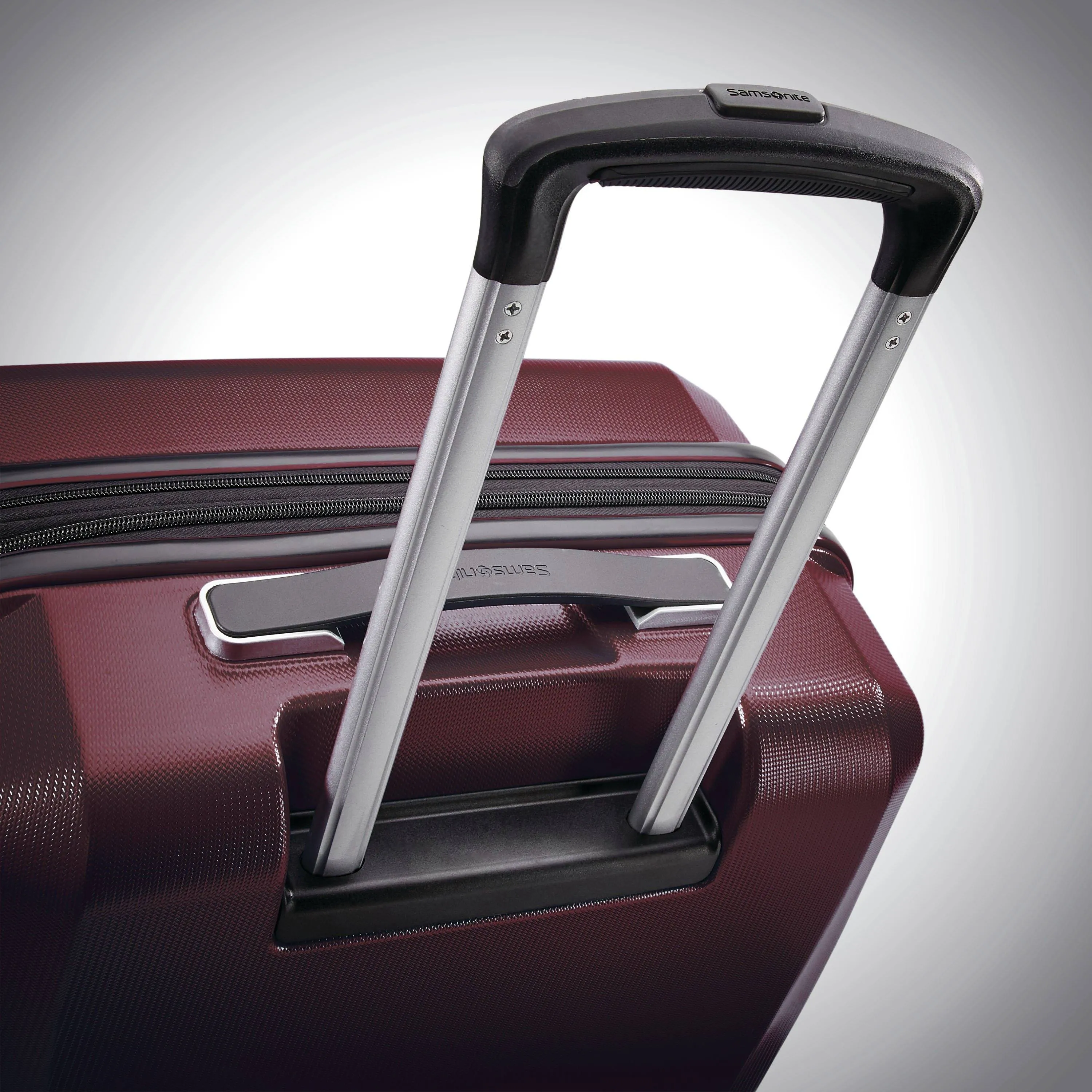 Samsonite Winfield 3 DLX 3 Piece Set (20"/24"/28") 4-Wheel Luggage Sets
