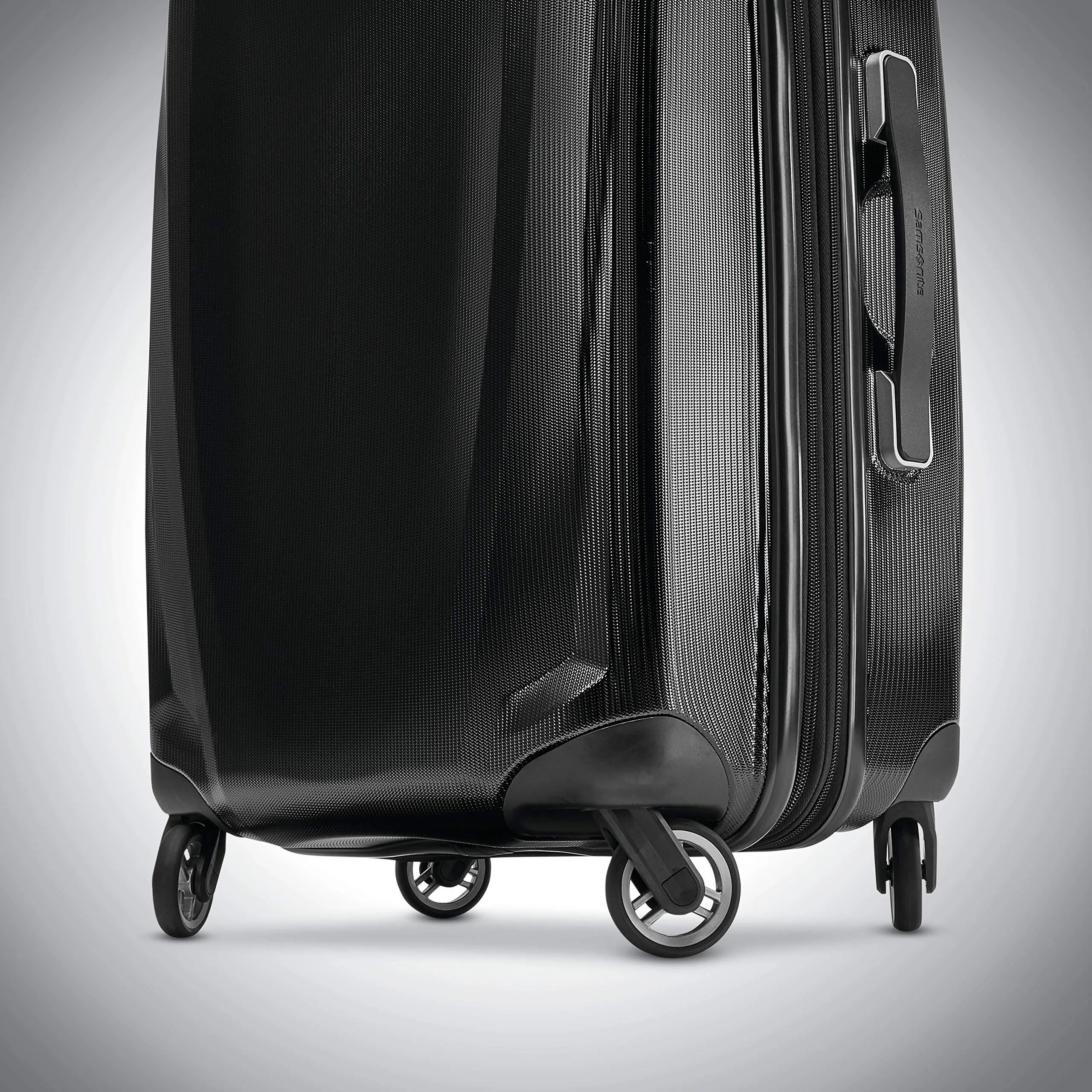 Samsonite Winfield 3 DLX Checked-Large 28-Inch 4-Wheel Large Luggage