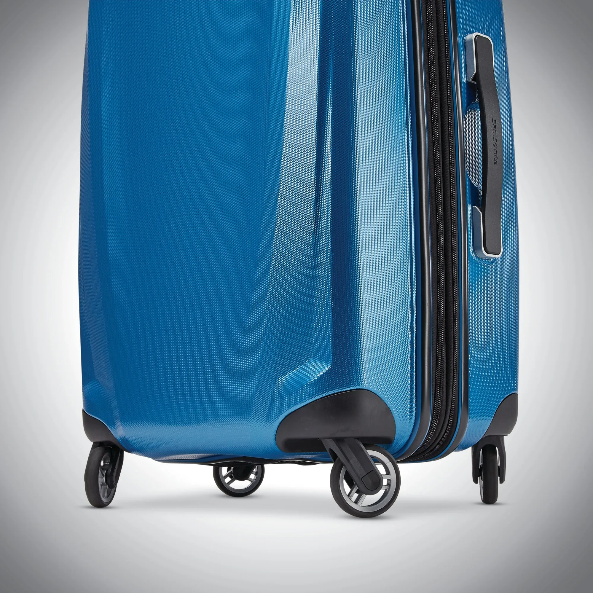 Samsonite Winfield 3 DLX Spinner 56/20