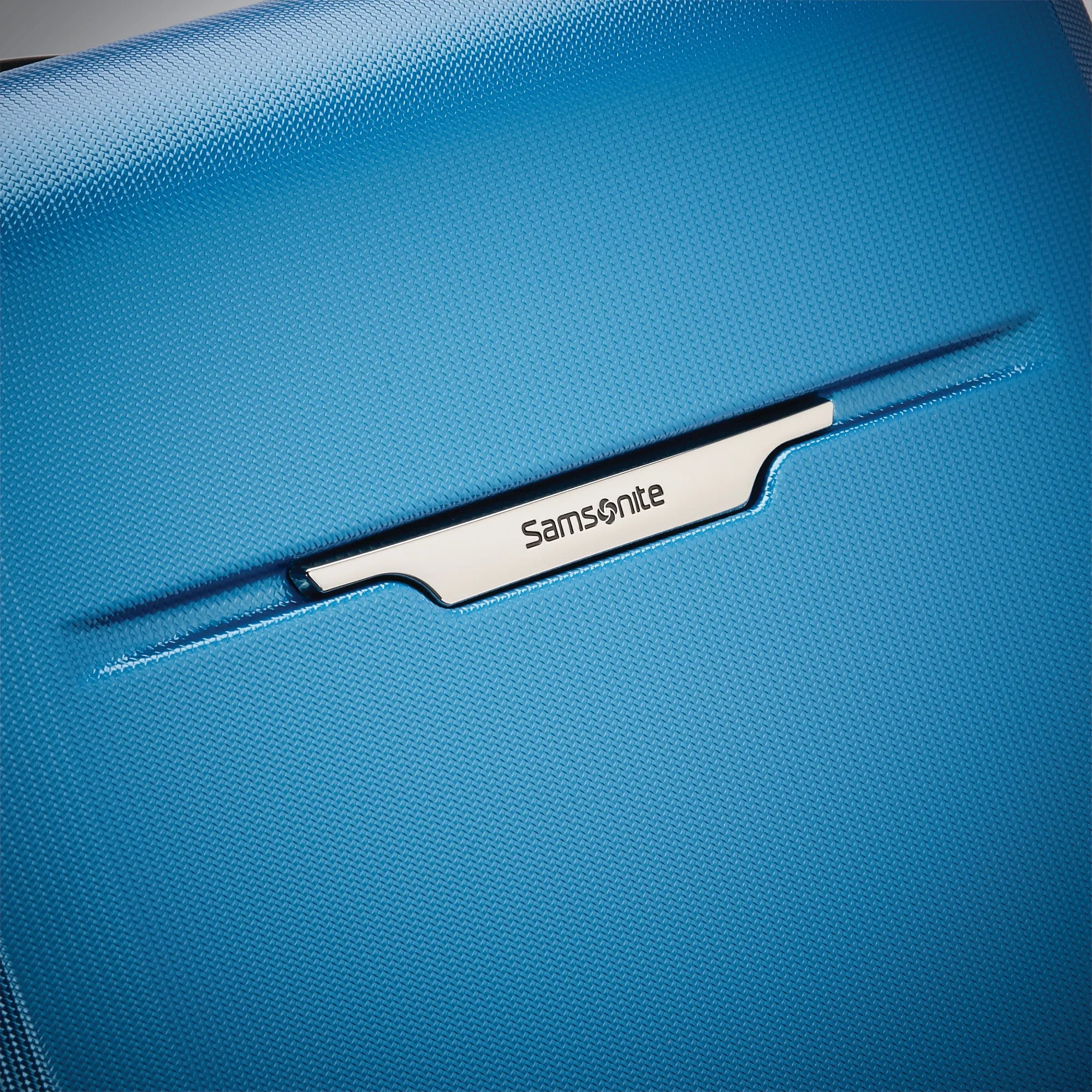 Samsonite Winfield 3 DLX Spinner 56/20