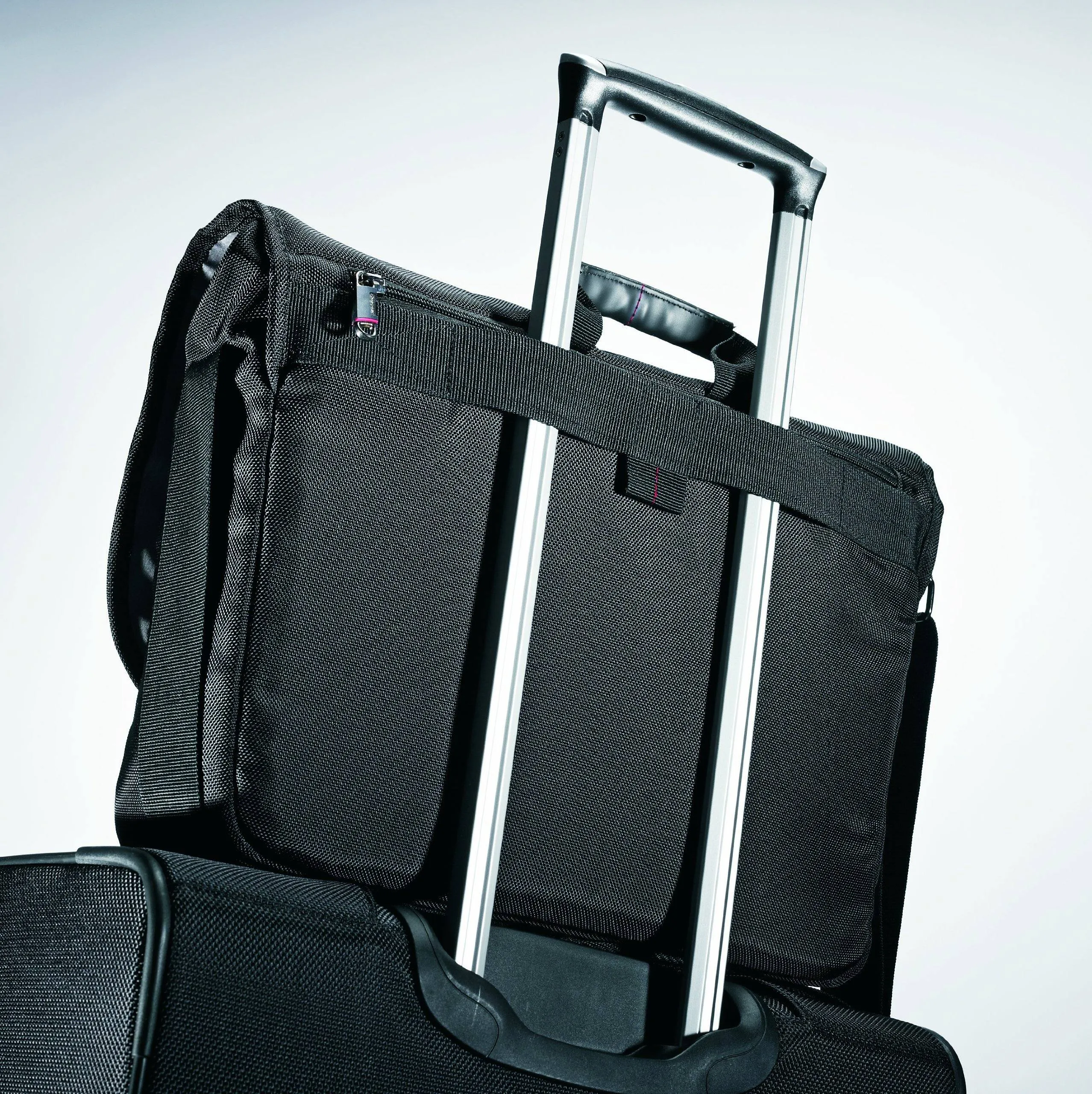 Samsonite Xenon 2 Messenger Bag