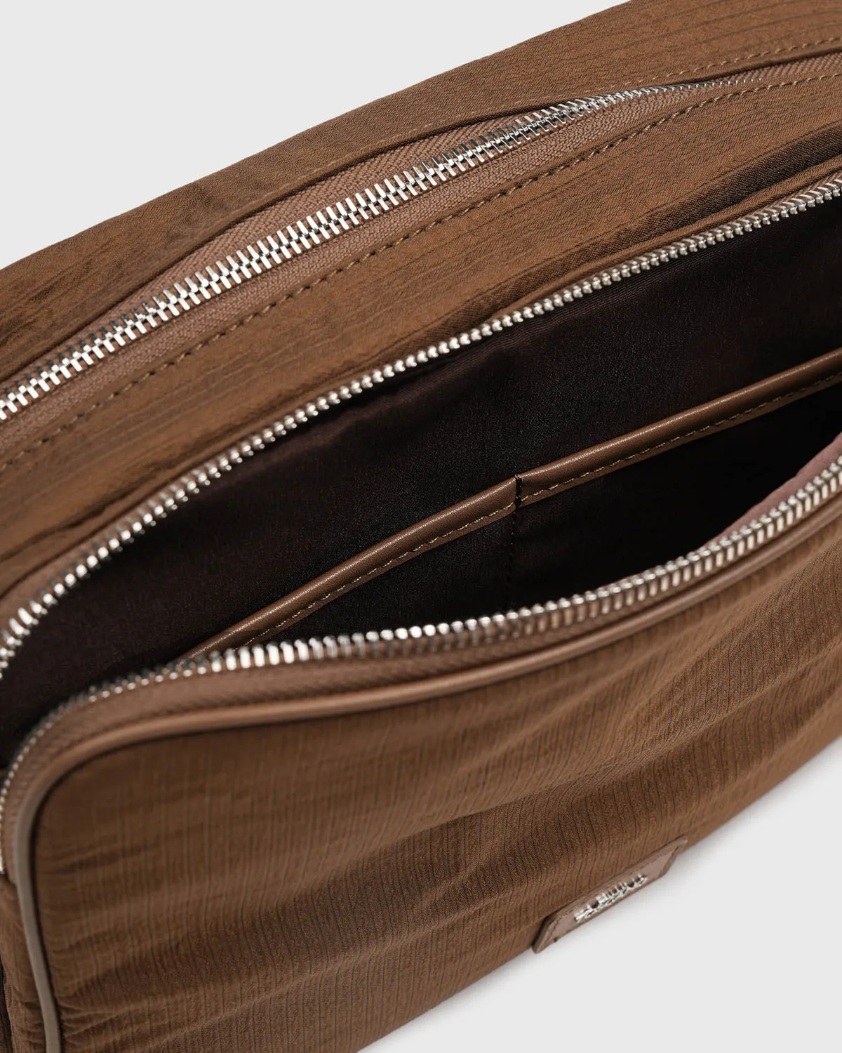 Sonya Everyday Sling (Chocolate)
