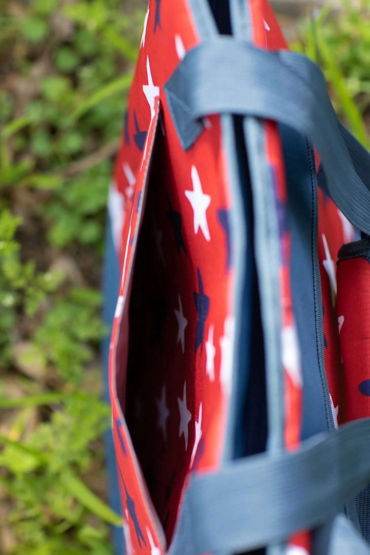 Stars And Stripes Cooler Bag In Red