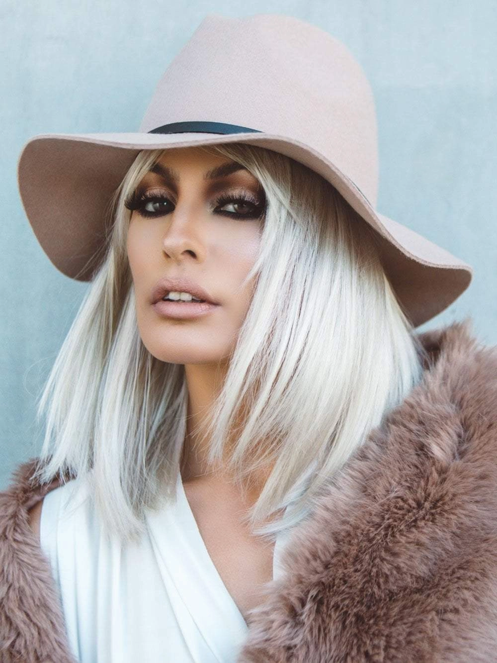 Stepping Out | Synthetic Wig (Mono Part)