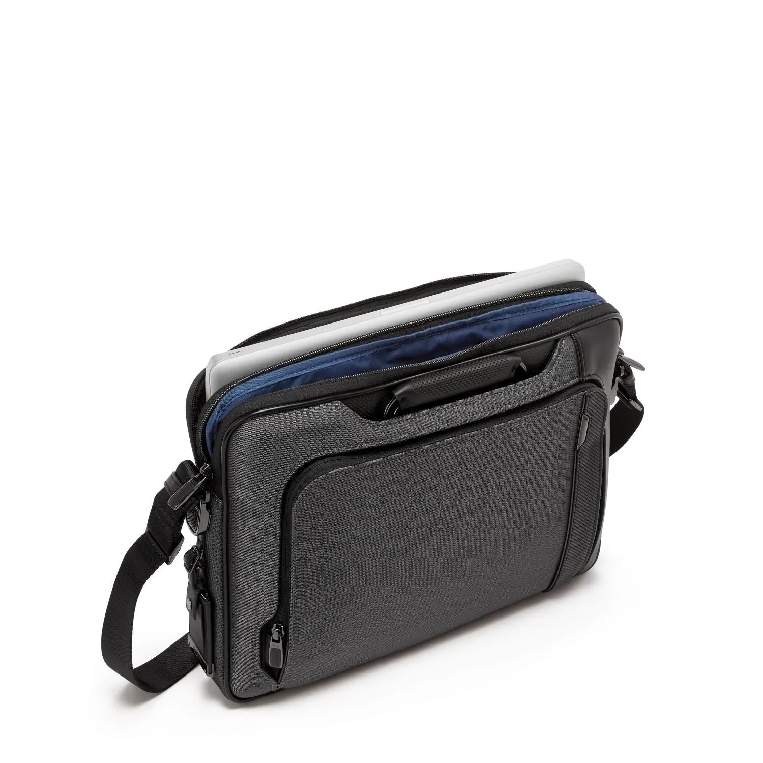 TUMI Arrive' Hannover Slim Brief