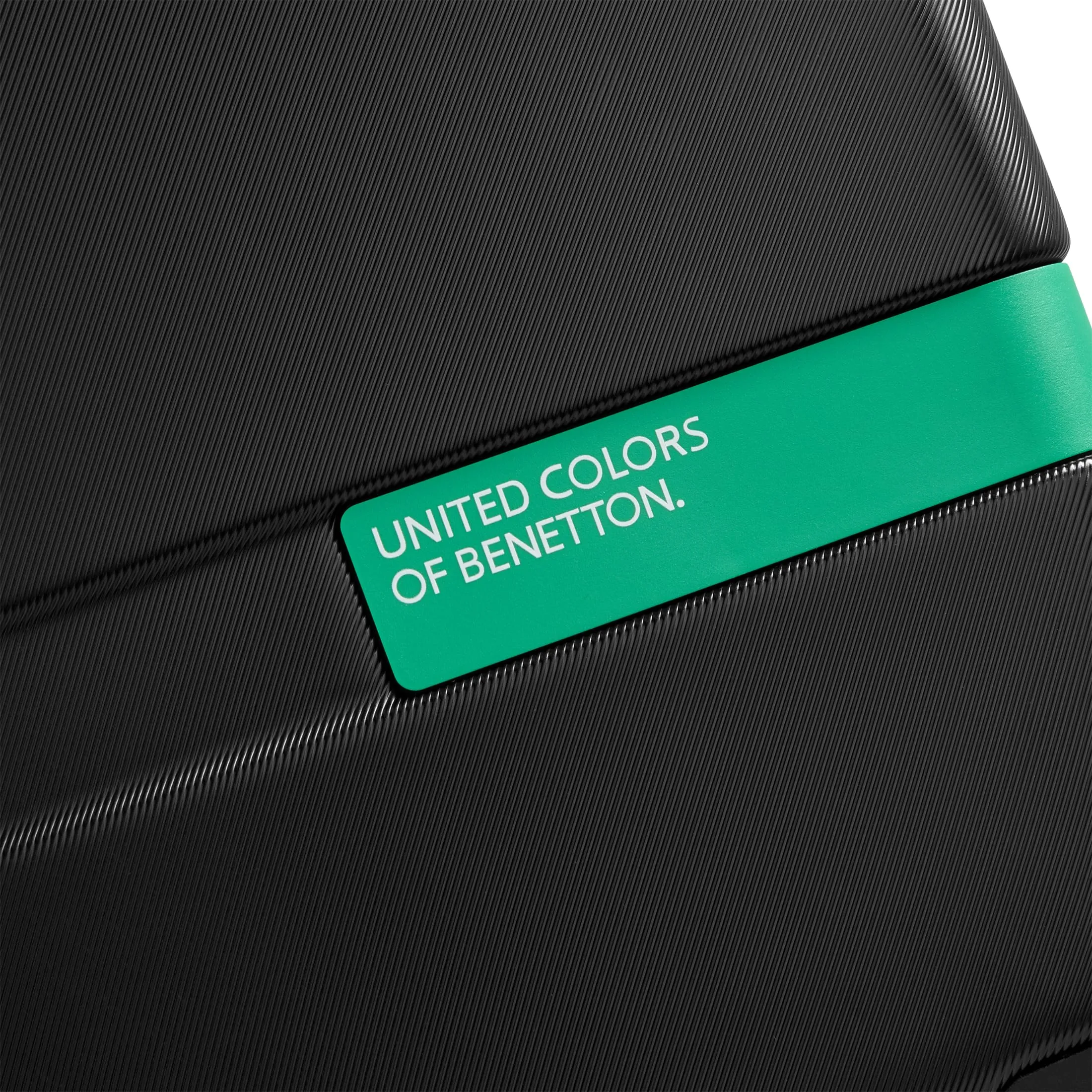 United Colors of Benetton Now Hardside Luggage with Spinner Wheels ( 2 Piece Set 19/27 Inch)