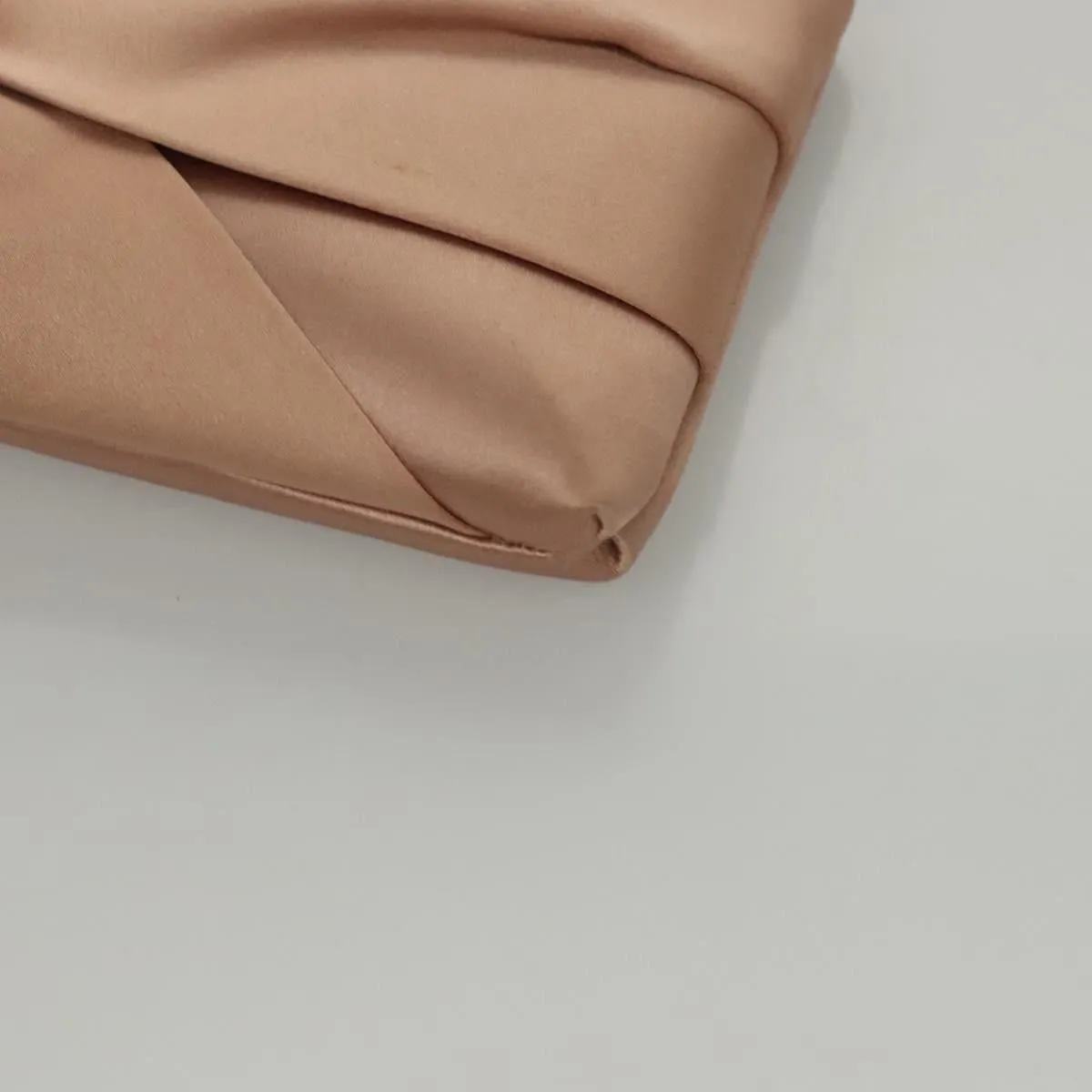 Valentino Garavani Synthetic Clutch Bag (Pre-Owned)
