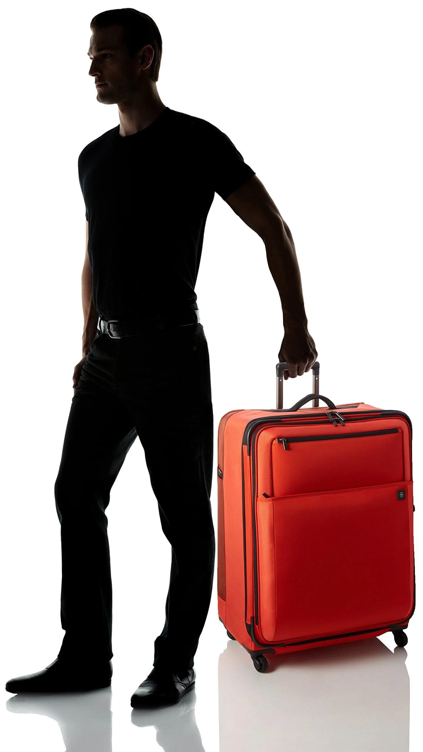 Victorinox Avolve 2.0 30" 4-Wheel Large Luggage