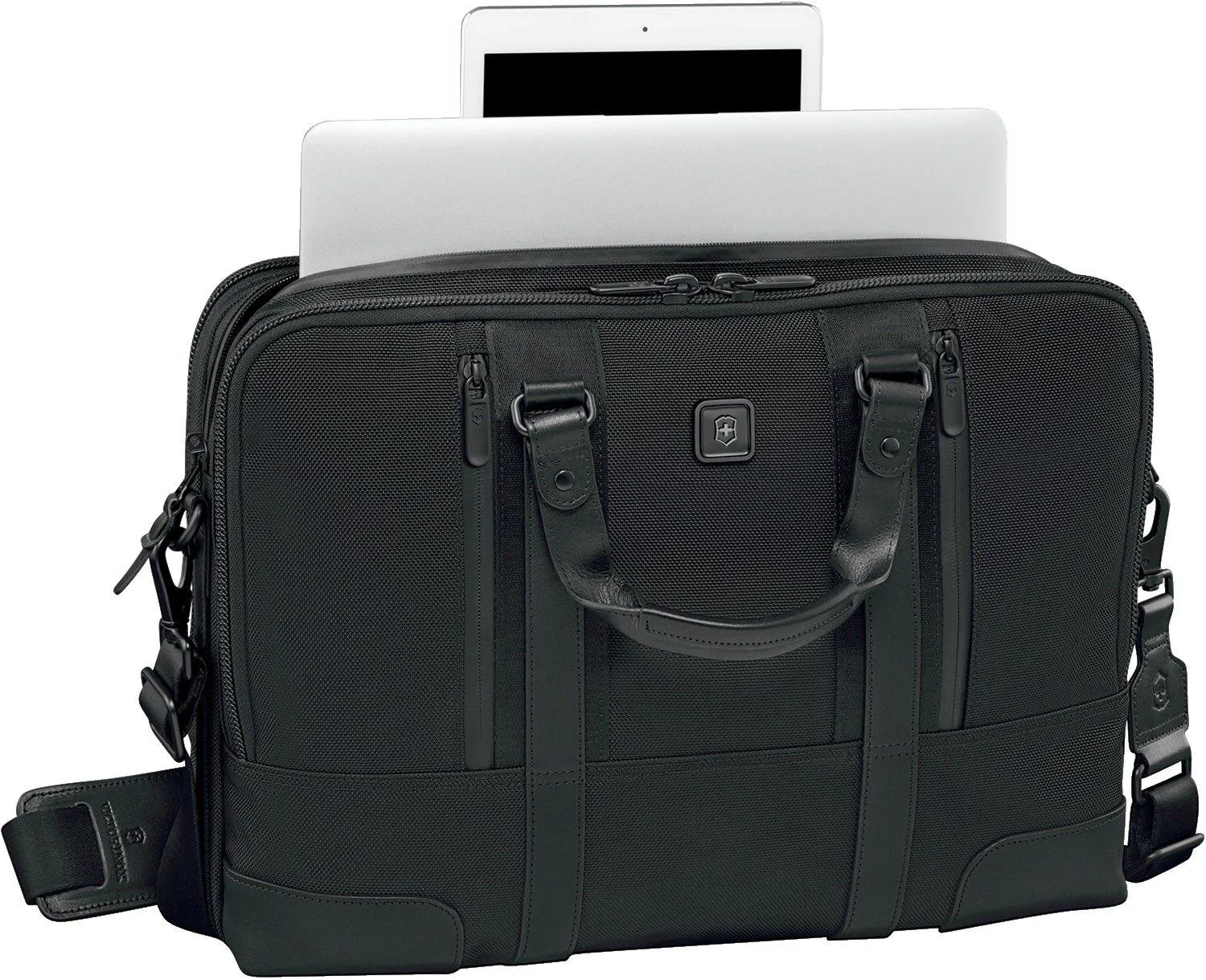 Victorinox Lexicon Pro Paulista 17 Laptop Brief