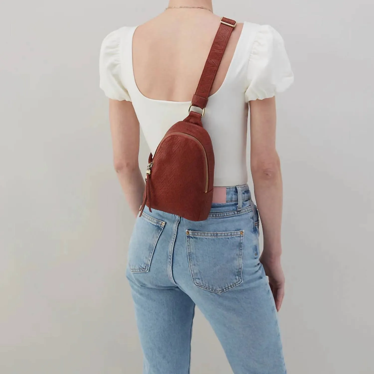 Women's Fern Sling Bag In Tuscan Brown
