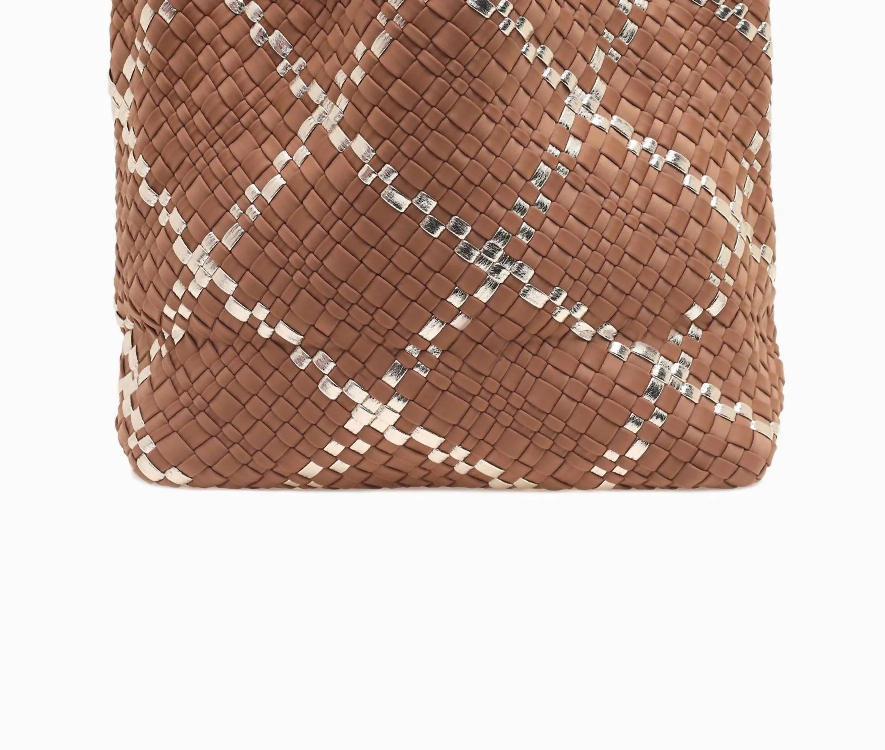 Women's London Large Highlight Woven Tote In Camel
