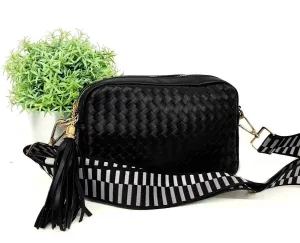 Women's Woven Willow Camera Crossbody Bag In Black