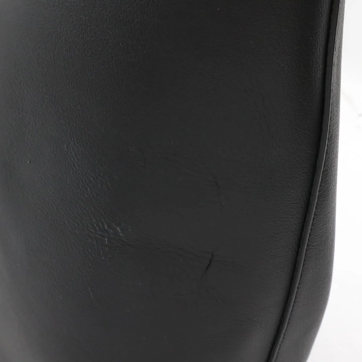 Yves Saint Laurent Leather Tote Bag Black