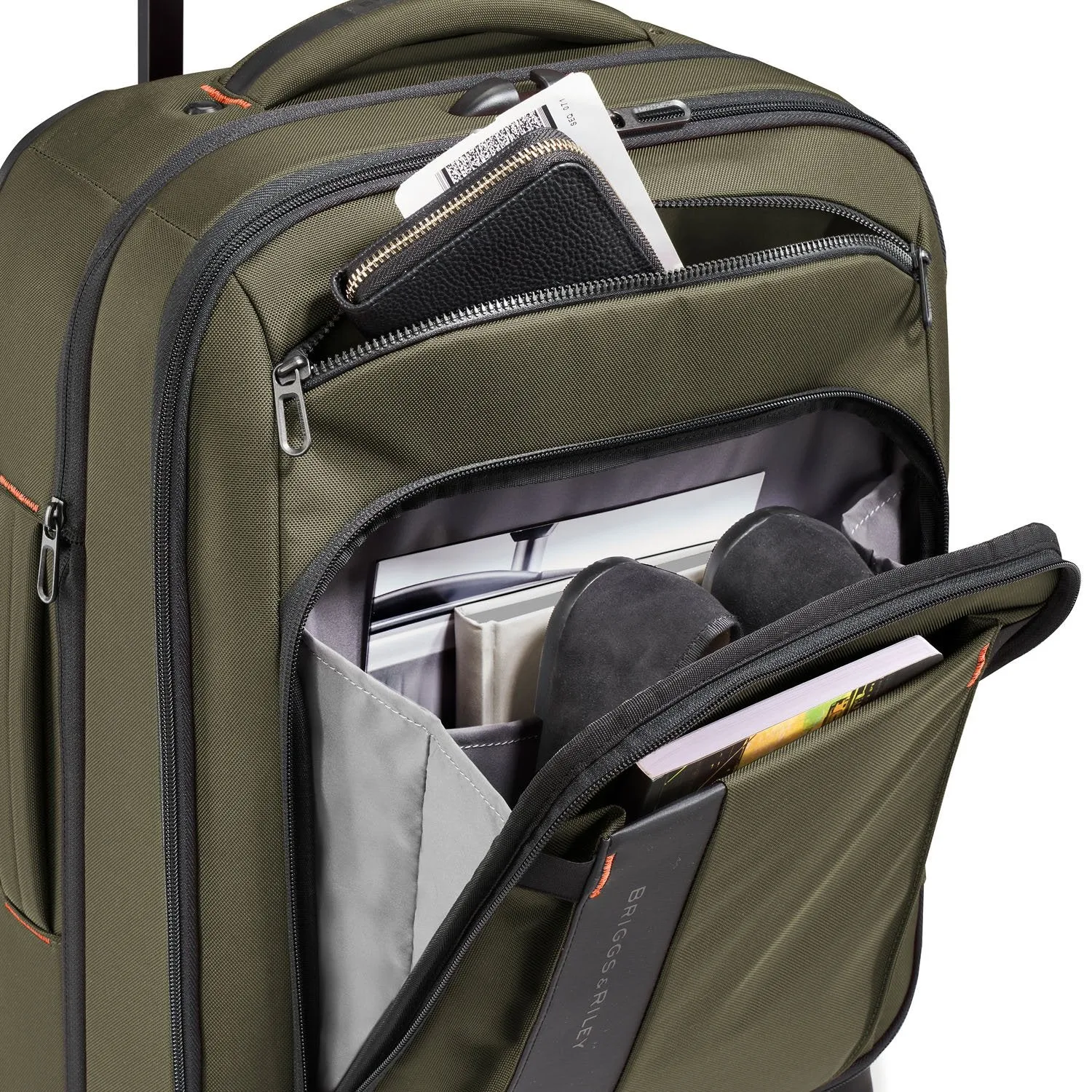 ZDX DOMESTIC CARRY-ON EXP 22" SPINNER