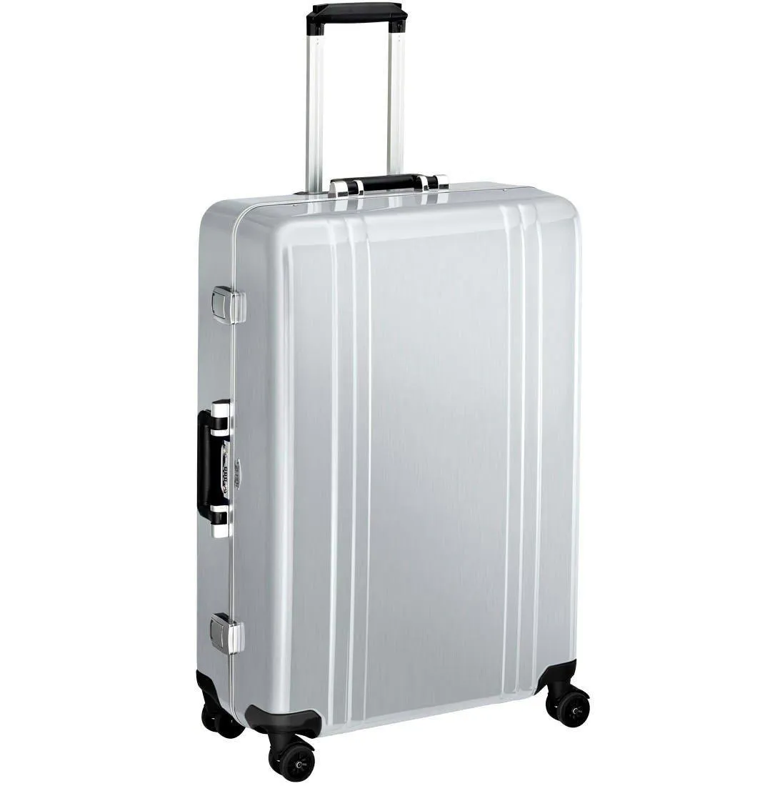 ZERO Halliburton Classic Polycarbonate 28" 4-Wheel Large Luggage