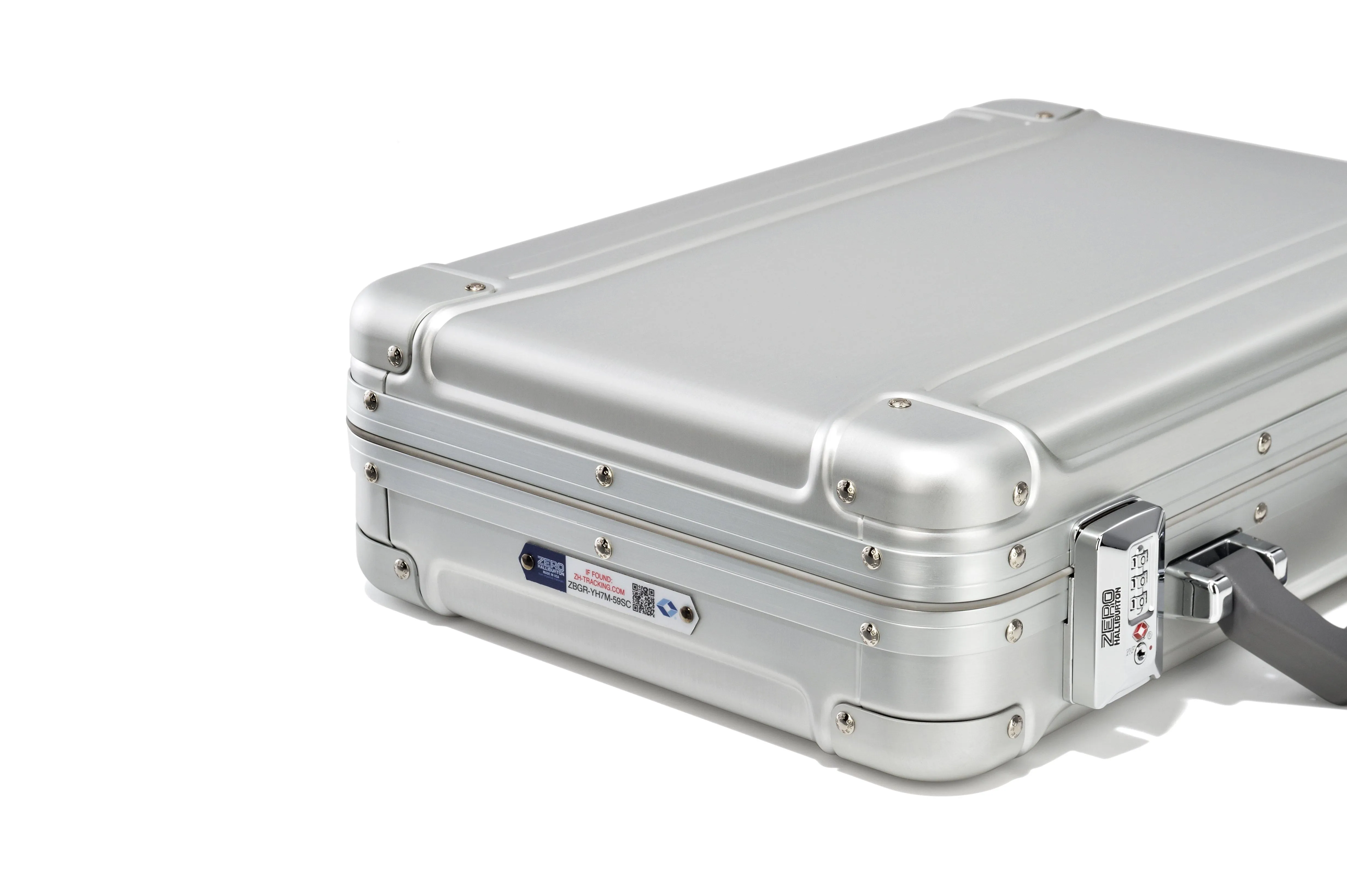 ZERO Halliburton GEO Aluminum 3.0 Attache Computer Case